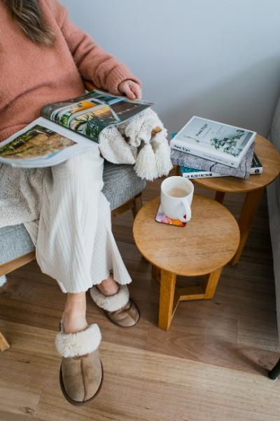 Quel type de chaussure ou de pantoufle acheter pour des personnes agées ?